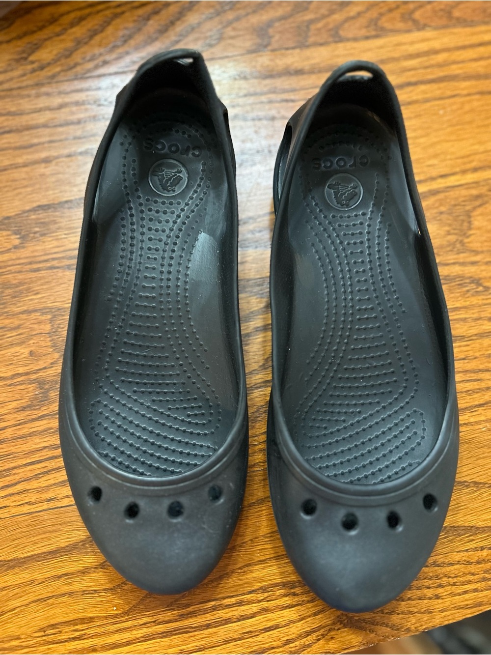 CROCS Women's Black Slip-On Ballet Flats